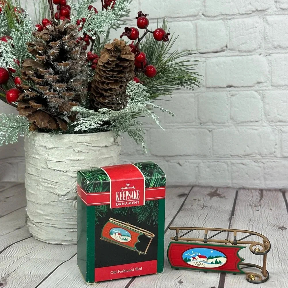 Vintage hallmark Keepsake Ornament 1991 old fashioned sled